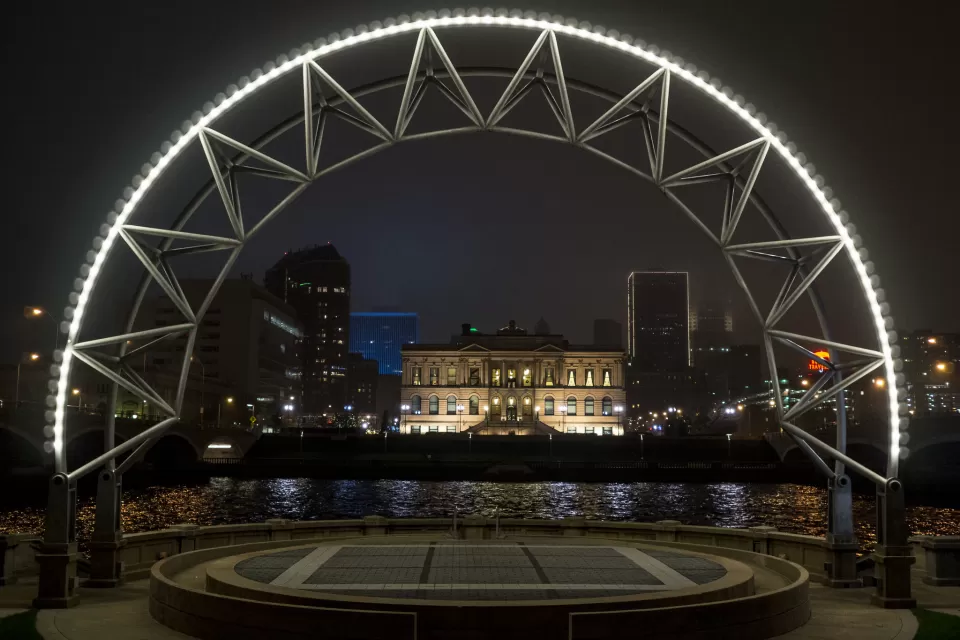Des Moines